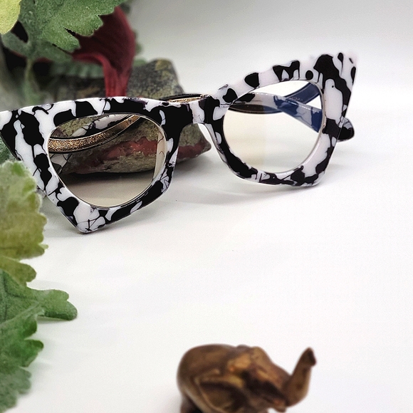 "Josie" Blue Light Blocking Glasses - Picture 2 of 5